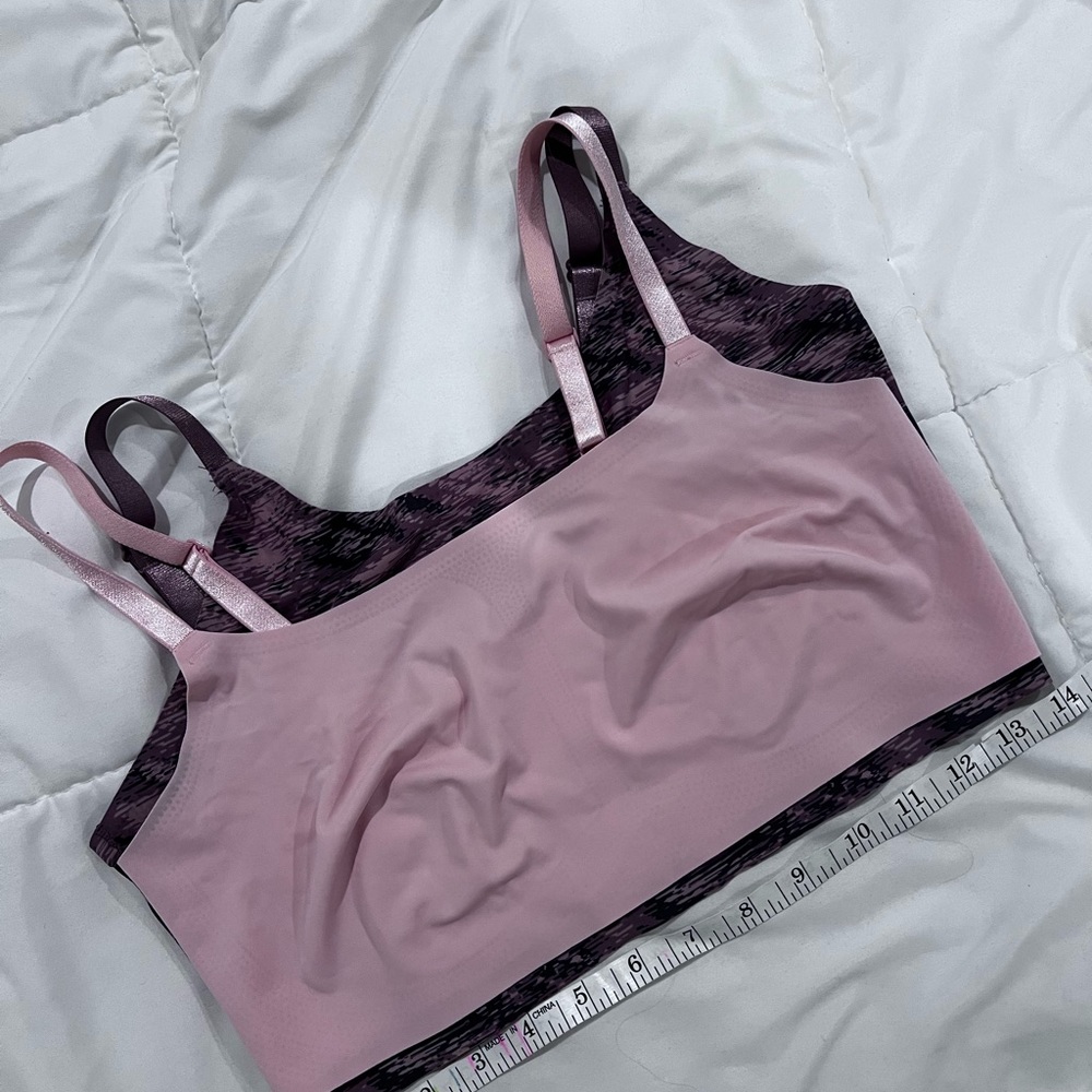 Two‎ lounge bras - Picture 9 of 9